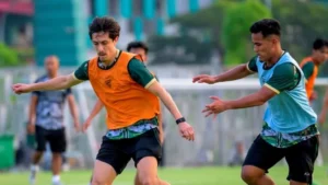 Persebaya Surabaya sudah memulai atihan perdana menyambut musim baru 2026/27 pada Sabtu (11/7) sore lalu.