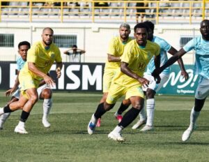 Laskar Antasari kalah tipis 1-2 dari Isenmulang Kalteng FC dalam laga uji coba di Stadion 17 Mei Banjarmasin, Minggu (16/8/2026) petang