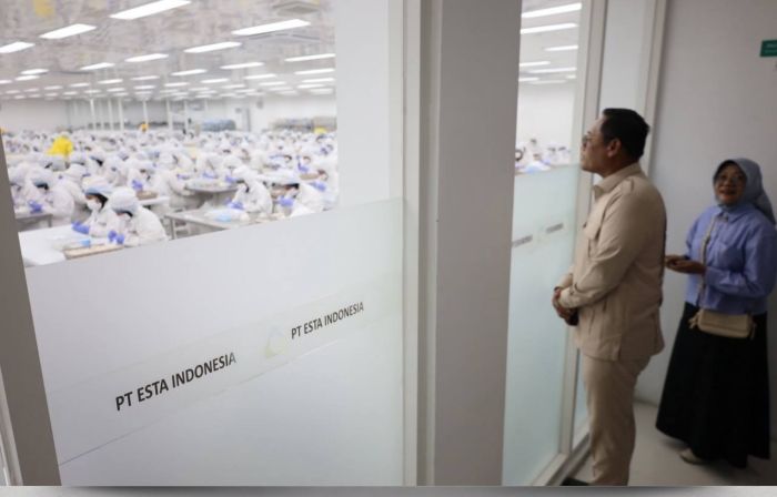Wagub Kaltim Seno Aji saat mengunjungi perusahaan pengolahan sarang burung walet PT Esta Indonesia Tbk (NEST) di Terboyo Industrial Park, Kota Semarang, Jawa Tengah, Sabtu (22/8/2026). (foto : Pemprov)