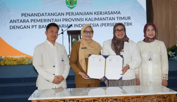 Penandatanganan kerja sama antara Pemprov Kaltim dan PT BSI dalam kegiatan “Kaltim Berhaji” yang digelar di Gedung Olah Bebaya, Kompleks Kantor Gubernur Kaltim, Senin (31/8/2026).