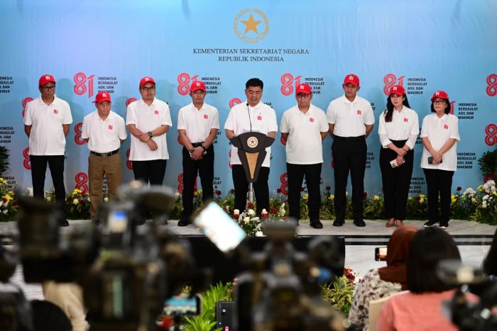Wakil Menteri Sekretaris Negara Juri Ardiantoro dalam Konferensi Pers Bulan Kemerdekaan Tahun 2026 di Gedung Utama Kementerian Sekretariat Negara, Jakarta, Jumat, 31 Juli 2026. (Foto: BPMI Setpres)
