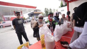 Semarak HUT ke-81 RI, Pertamina Patra Niaga Hadirkan Tebus Murah Sembako dan Tarik Benang Berhadiah