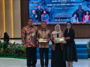 Pisah sambut yang berlangsung hangat dan penuh kekeluargaan, jabatan Komandan Lanud Dhomber resmi diserahterimakan dari Kolonel Pnb Kisworo, kepada Kolonel Pnb I Gusti Ngurah Sorga Laksana