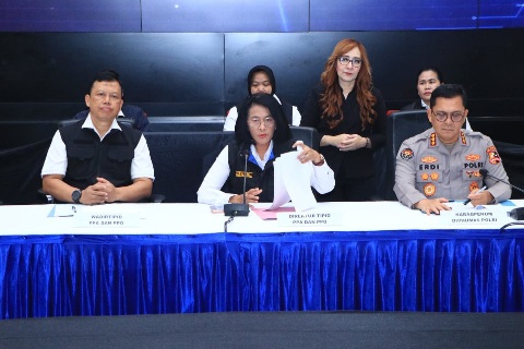 Menpora RI, Erick Thohir menegaskan dukungan penuh terhadap proses hukum yang dilakukan pihak Kepolisian dalam menangani kasus yang dilakukan mantan pelatih kepala Pelatnas FPTI berinisial HB.(foto:dok/POLRI/Kemenpora)