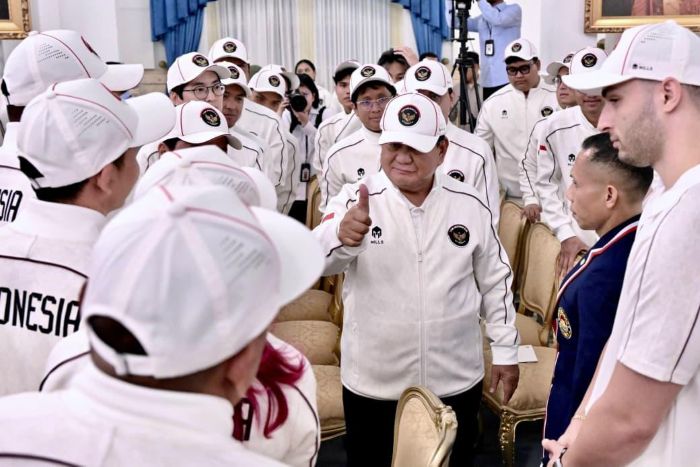 Presiden Prabowo Subianto saat melepas Kontingen Indonesia menuju Asian Games di Istana Negara, Jakarta, pada Rabu (09/09/2026). (foto : Setneg)