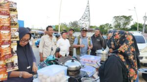 Pemerintah Kota Balikpapan mulai menata aktivitas warga di kawasan Stadion Batakan, Balikpapan Timur.