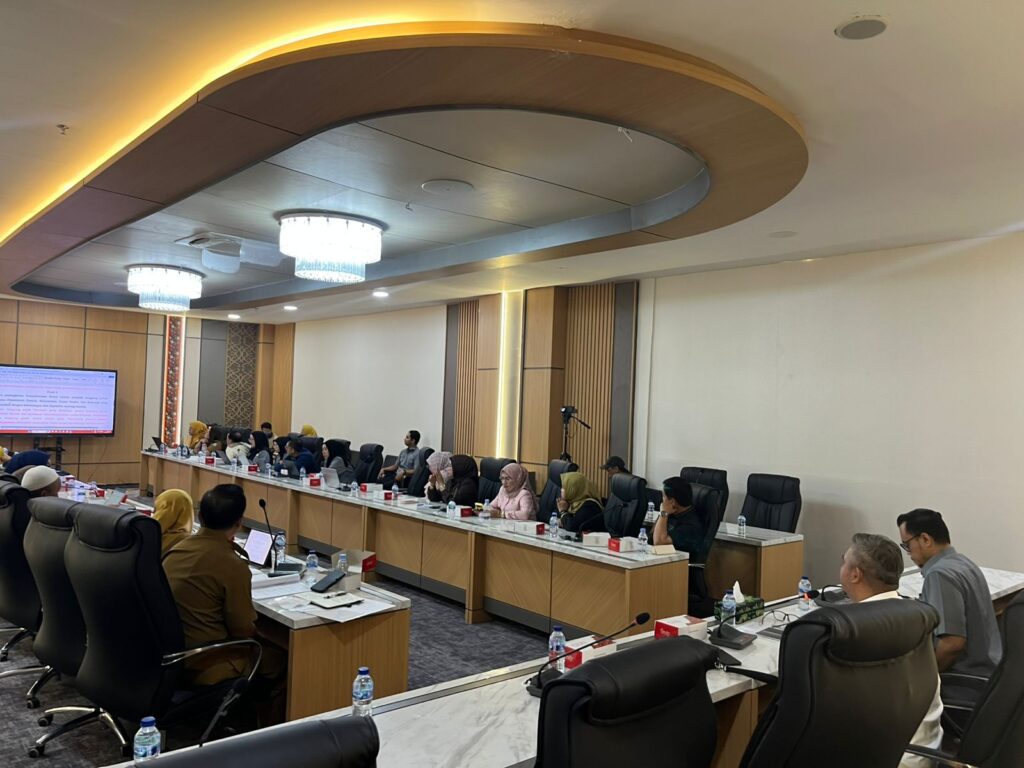 DPRD Kota Balikpapan tengah menyiapkan rancangan peraturan daerah (Raperda) tentang Kota Ramah Lansia.