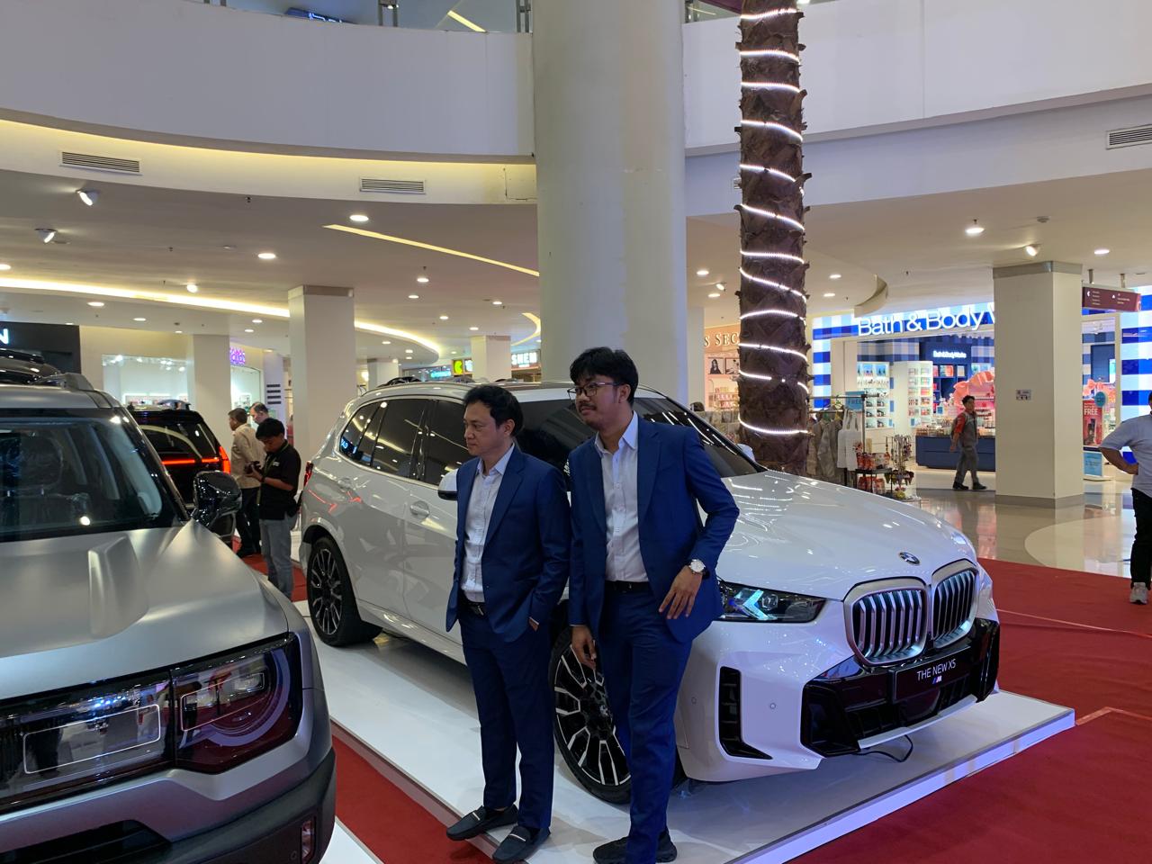 Indonesia International Motor Show (IIMS) saat pameran otomotifnya di Balikpapan, Oktober 2025 di Pentacity Mall. (Foto: Samsul/Inibalikpapan)