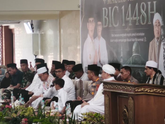 Maulid Akbar Nabi Muhammad SAW 1448 Hijriah di Masjid Madinatul Iman, Balikpapan.