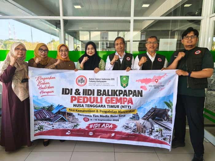 Ikatan Dokter Indonesia (IDI) Cabang Balikpapan kembali turun tangan dalam respons kemanusiaan bencana. Tiga dokter diberangkatkan ke NTT (foto : Inibalikpapan/Samsul)