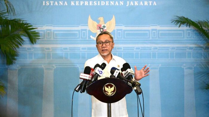 Menteri Koordinator (Menko) Bidang Pangan Zulkifli Hasan menyampaikan keterangan persnya usai rapat terbatas yang dipimpin oleh Presiden Prabowo Subianto di Istana Merdeka, Jakarta, pada Rabu, 16 September 2026. Foto: BPMI Setpres